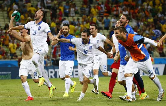 Οι ήρωες παίζουν σαν Ελληνες: Στους 16 του Mundial η Εθνική Ελλάδος που έγραψε άλλη μια φορά ιστορία