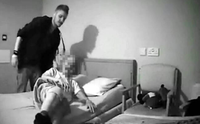 Νοσοκόμοι βασάνιζαν 79χρονη με άνοια