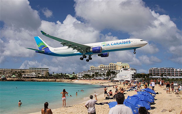 Η παραλία της Καραϊβικής που δεν θα θέλατε να επισκεφθείτε !!! Αν μάθετε τι συμβαίνει εκεί καθημερινά, θα καταλάβετε…