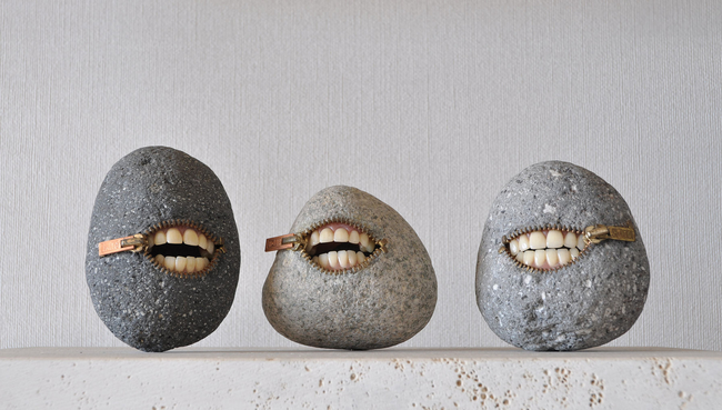 Γιαπωνέζος καλλιτέχνης κατασκευάζει εντυπωσιακά γλυπτά φτιαγμένα από…πέτρες!