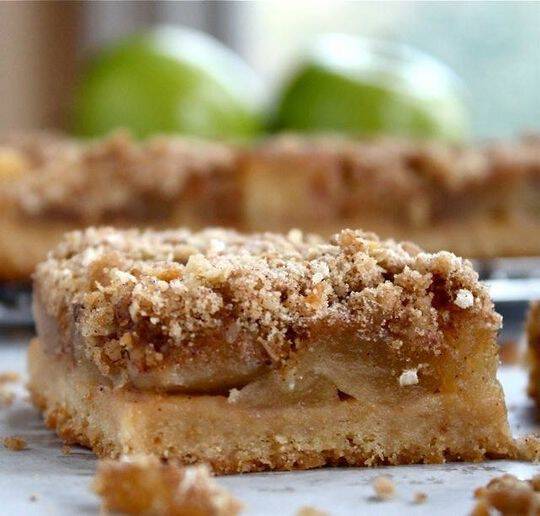 5 πανεύκολες συνταγές για φθινοπωρινά γλυκά με μήλα! Καλή απόλαυση!