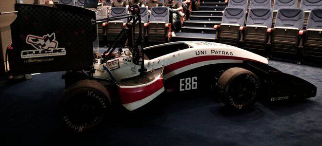 Αυτό είναι το ηλεκτρικό αυτοκίνητο που κατασκεύασαν φοιτητές στην Πάτρα και σάρωσε σε διεθνή διαγωνισμό [εικόνες]