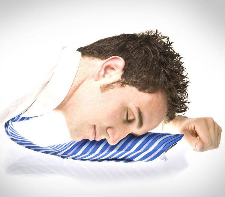 Or if your guy's less of a drinker and more of a sleeper, get him this inflatable pillow tie.